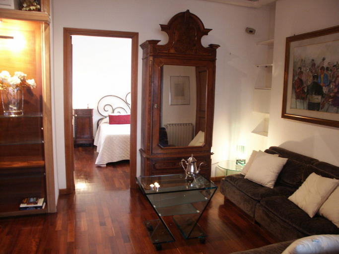 Living area 4, Flatinrome Trastevere 10, Roma