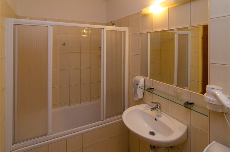 Bathroom 4, Villa Irena, Zadar