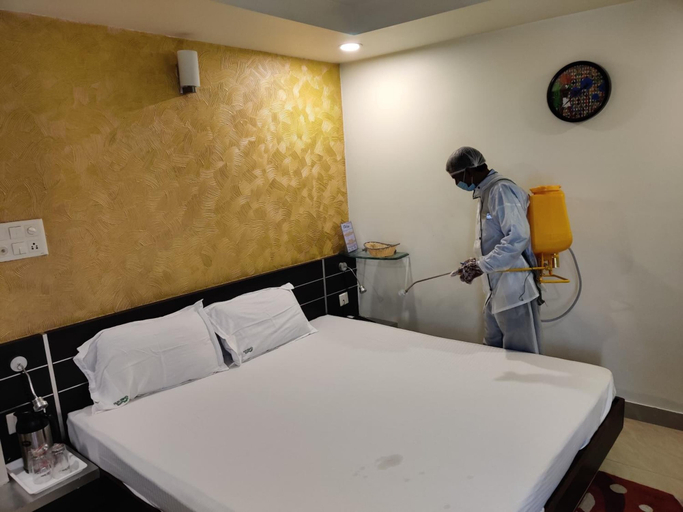 Bedroom 2, Hotel Shree Vatika, Bhopal
