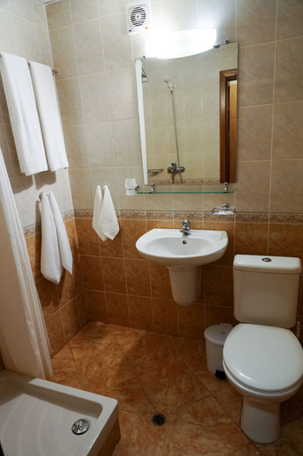 Bathroom 3, Hotel Bor, Samokov