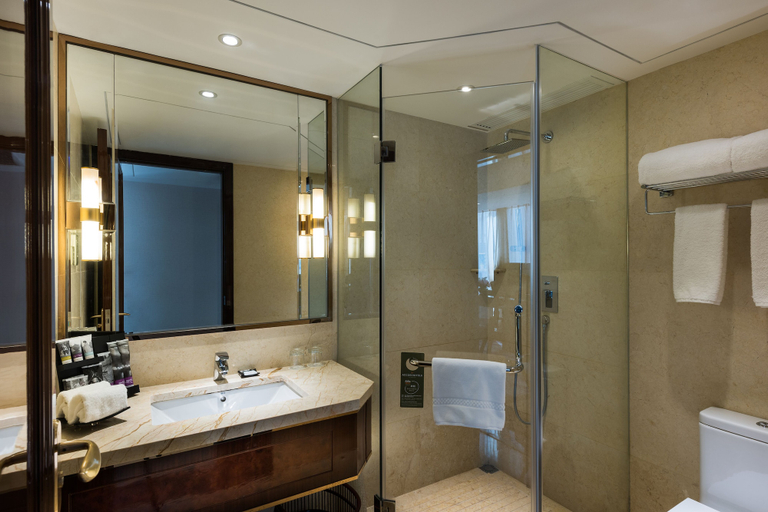 Bathroom 5, Grand Mercure Wuhan Qiaokou, Wuhan
