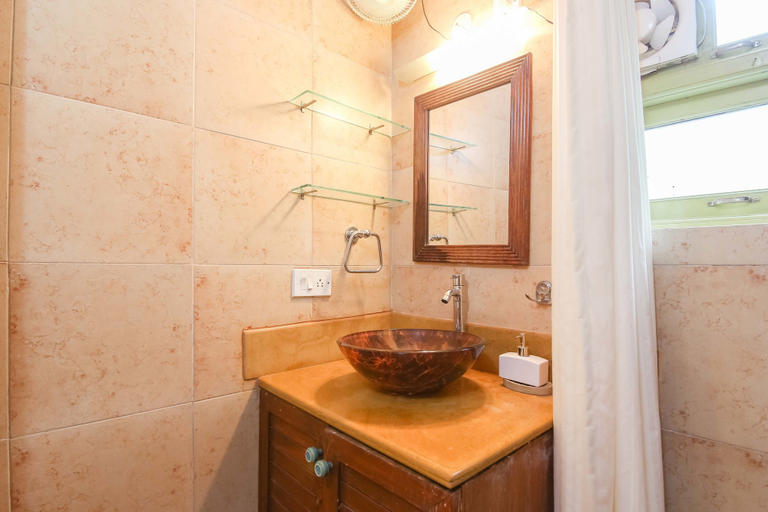 Bathroom 4, Casa Azure, North Goa
