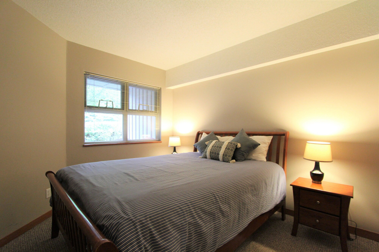 Bedroom 2, Lake Placid Lodge By Whistler Retreats, Squamish-Lillooet