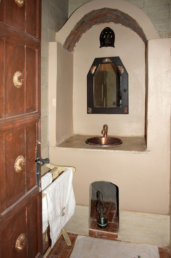 Bathroom 3, Shanda Lodge Desert Resort, Shurtah al-Dakhlah