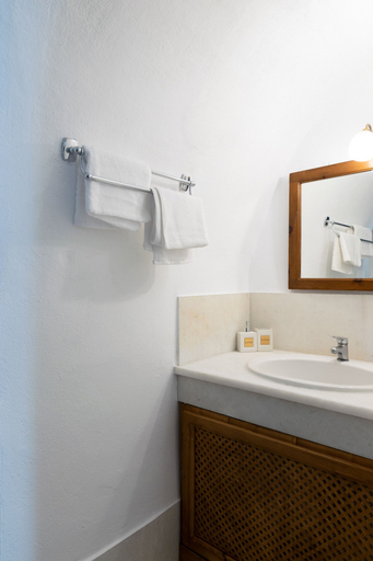 Bathroom 5, Delion View Hotel, South Aegean
