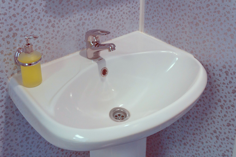 Bathroom 3, Agios Hotel, Central