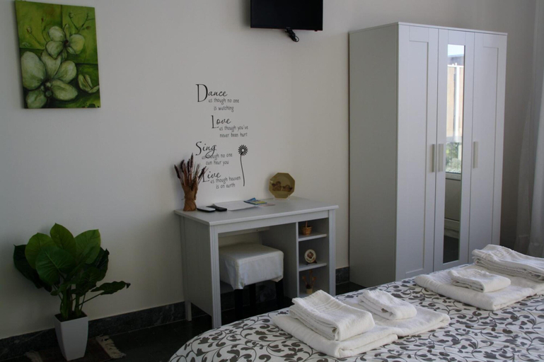 Bedroom 4, Central House, Reggio Di Calabria
