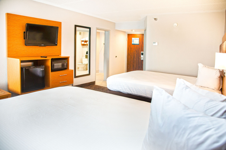 Bedroom 3, MainStay Suites Springfield IL, Sangamon