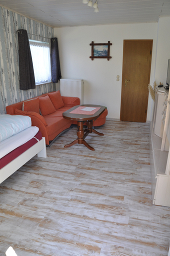 Others 5, Pension Britzkow, Erfurt