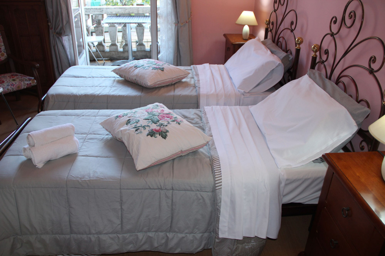 Bedroom 3, Duca's Guest House, Torino
