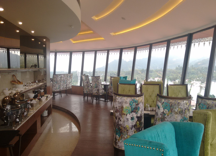 Food & Drinks 5, RS Sarovar Portico Palampur, Kangra
