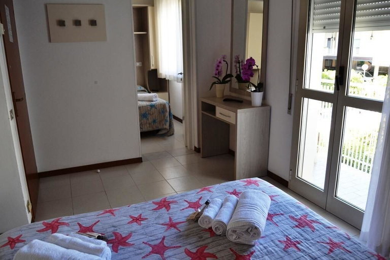 Bedroom 2, Hotel Suisse, Ravenna