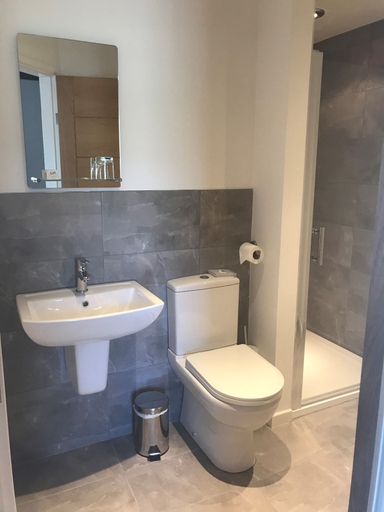 Bathroom 4, Oakwood Farm Mews, Cheshire West and Chester