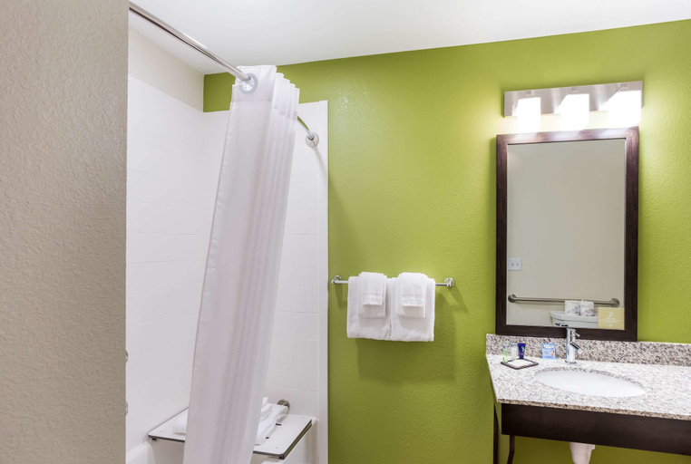 Bathroom 4, Sleep Inn Logan Ohio-Hocking Hills, Hocking