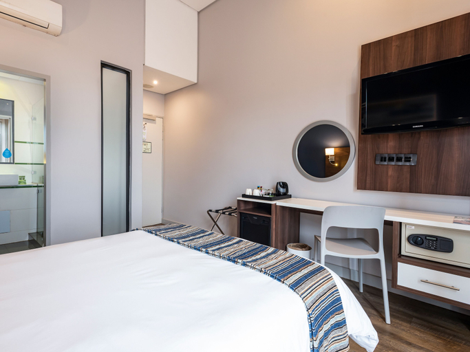 Bedroom 2, Urban Hotel Kathu, John Taolo Gaetsewe