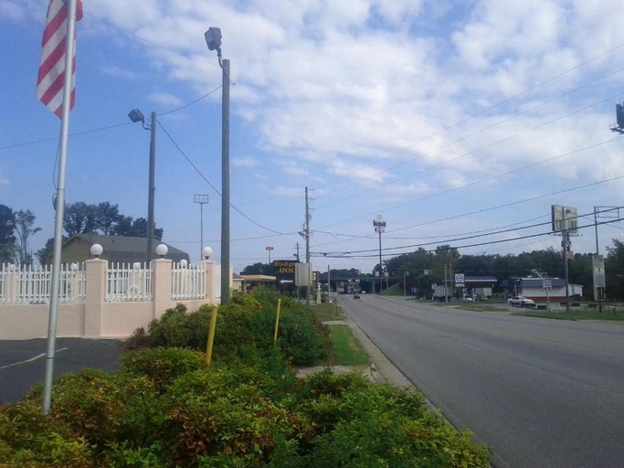Others 5, Econo Lodge Calhoun North Damascus, Gordon