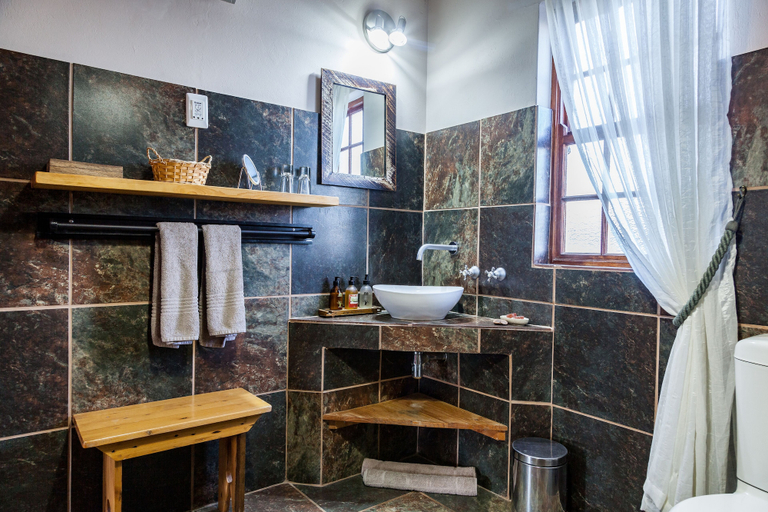 Bathroom 5, Karoo View Cottages, Central Karoo