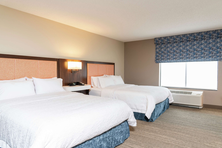 Bedroom 3, Hampton Inn Warsaw, Kosciusko