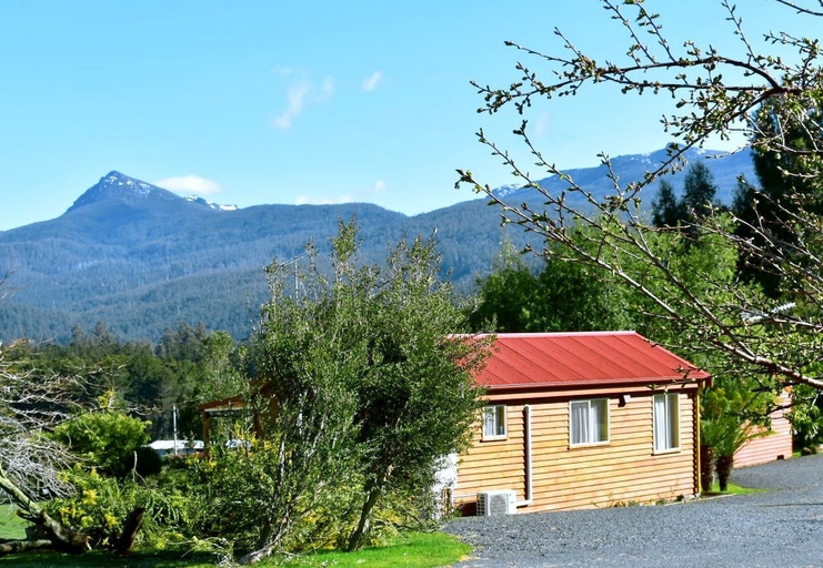 Exterior & Views 2, Maydena Mountain Cabins, Derwent Valley