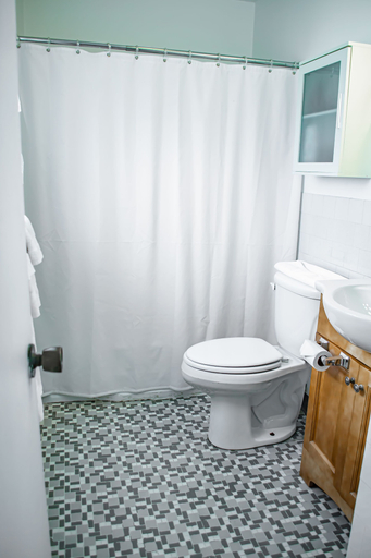 Bathroom 3, Point Arena Lighthouse, Mendocino