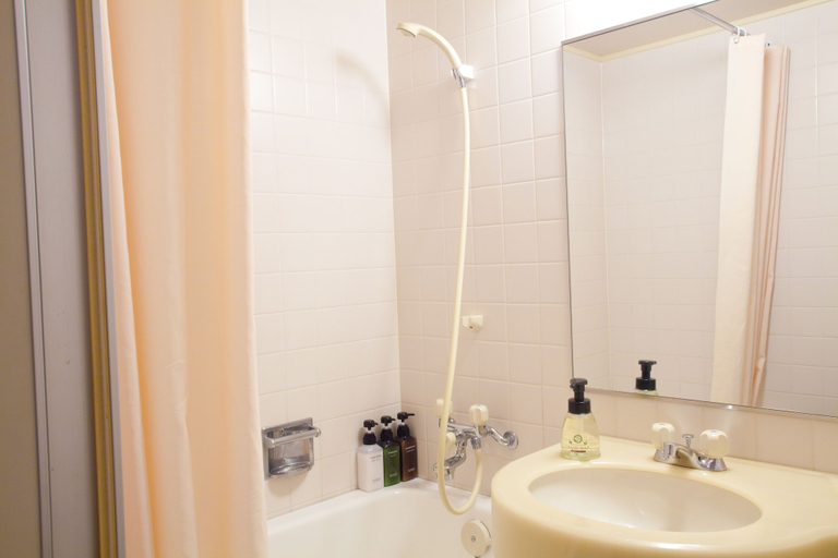 Bathroom 4, Ranzan Hotel, Kyoto