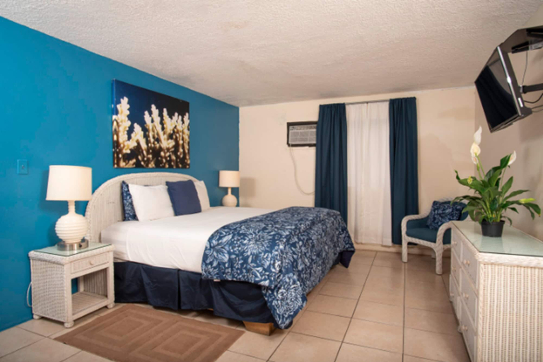 Bedroom 3, Bunker Hill Hotel, Charlotte Amalie