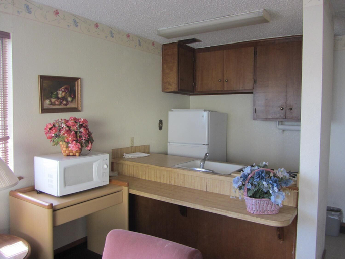 Others 4, Warrick Plaza Inn, Hale