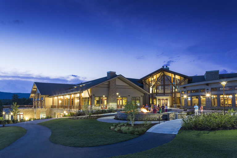 Exterior & Views 2, Liberty Mountain Lodging by Vail Resorts, Adams