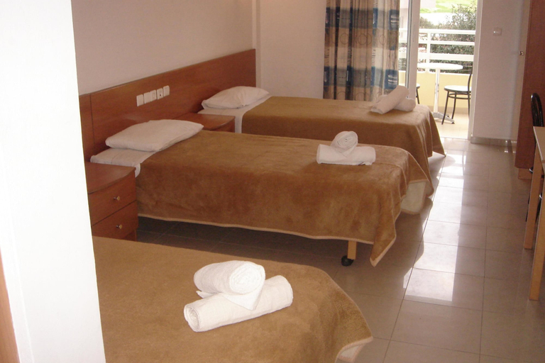 Bedroom 3, Georgia Plus, South Aegean