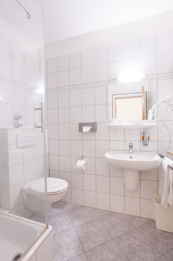 Bedroom 5, TM Hotel Dortmund Airport, Unna