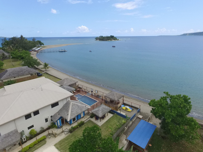 Exterior & Views 2, Vanuatu Beachfront Apartments, Mele