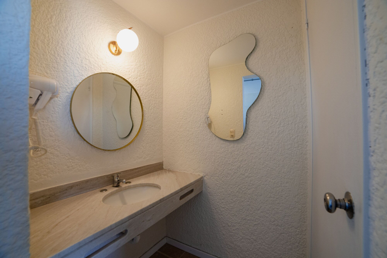 Bathroom 3, Selina Punta del Este, n.a351