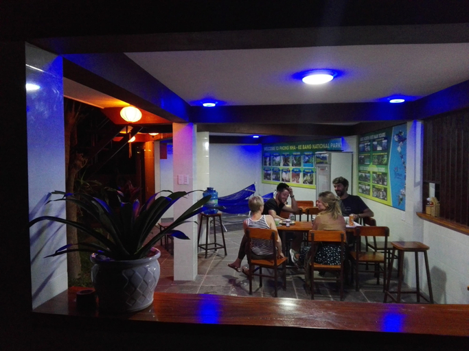 Food & Drinks 5, Hung Phat Bungalow, Bố Trạch