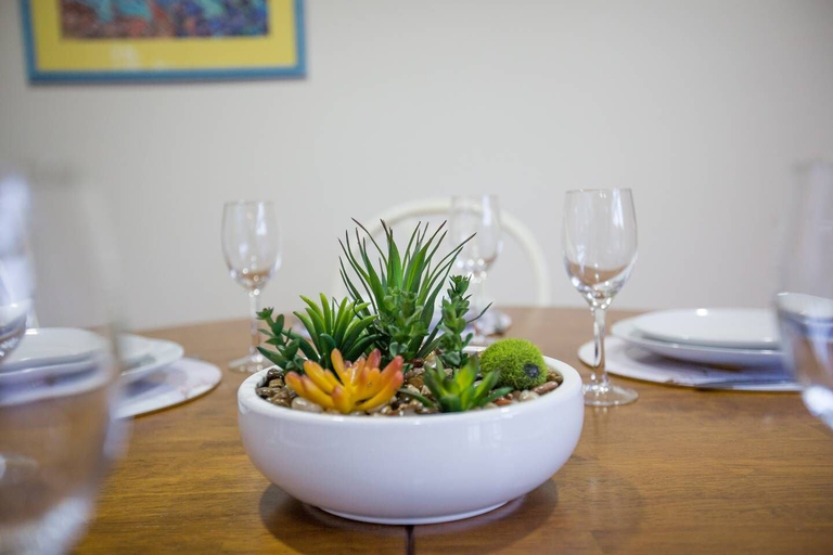 Food & Drinks, Lots Love Life Garden View Amazing Five Bedrooms, Melbourne