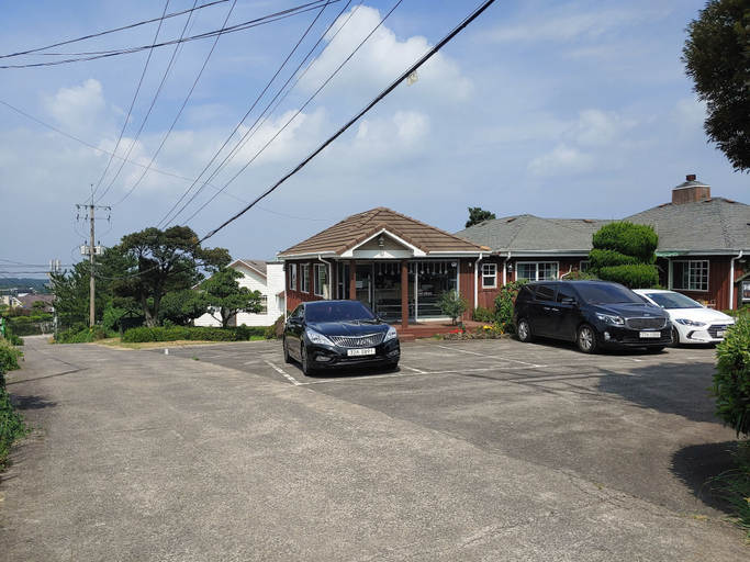 Exterior & Views 2, Aewol ParkHill Village, Jeju