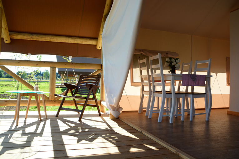 Food & Drinks 5, Glamping Kolpa Resort, Metlika