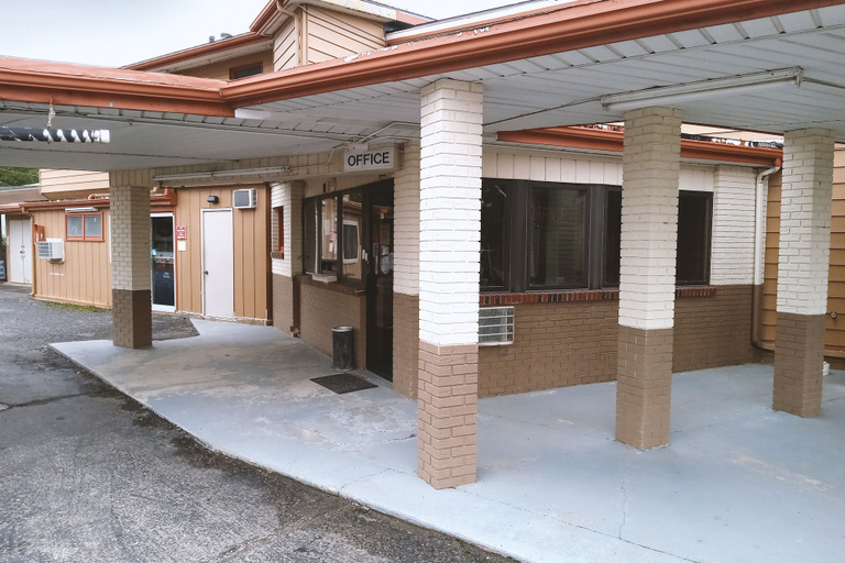 Exterior & Views, Blue Way Inn And Suites Winfield, Cowley
