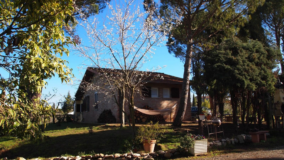 Exterior & Views 2, Agriturismo La Terra, Perugia