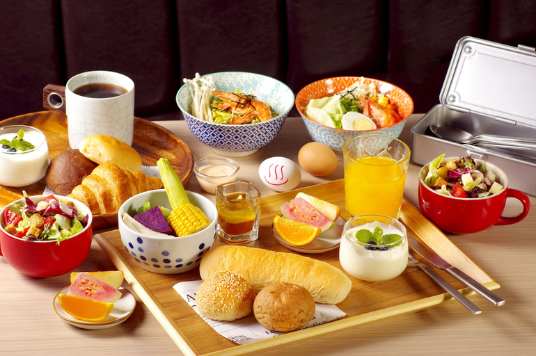 Food & Drinks 5, Cosmos Hotel Huashan Town, Taipei City