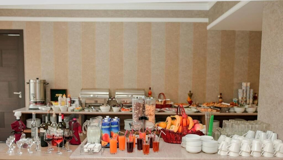 Food & Drinks 5, L Plaza Hotel, Tbilisi