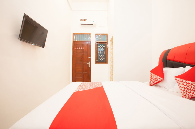 Bedroom 1, OYO 1978 Pondok Indah Residence, Medan