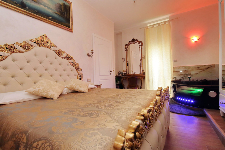 Bedroom 4, Just Chilling Suite, Rome