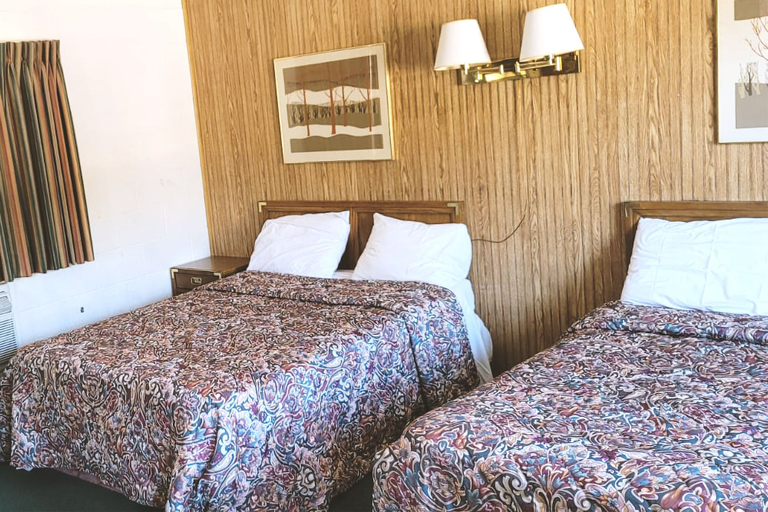 Bedroom 5, Blue Way Inn And Suites Winfield, Cowley