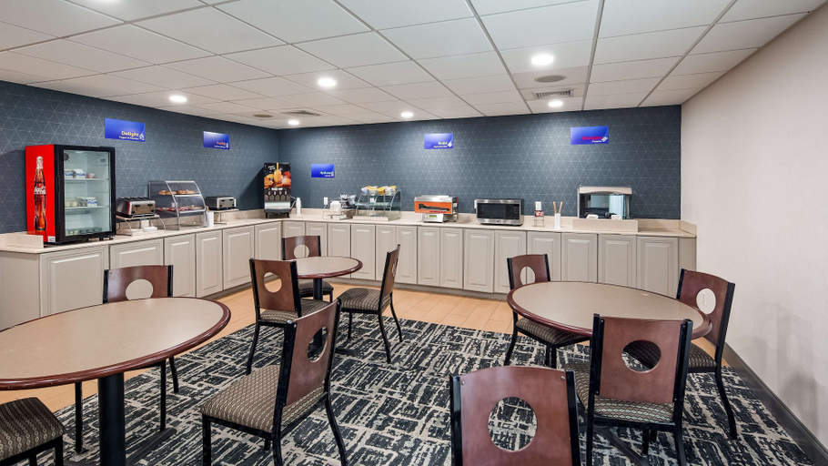 Food & Drinks 5, Best Western North Attleboro / Providence Beltway, Bristol