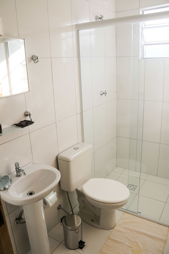 Bathroom 4, Hotel Vale das Artes, Embu