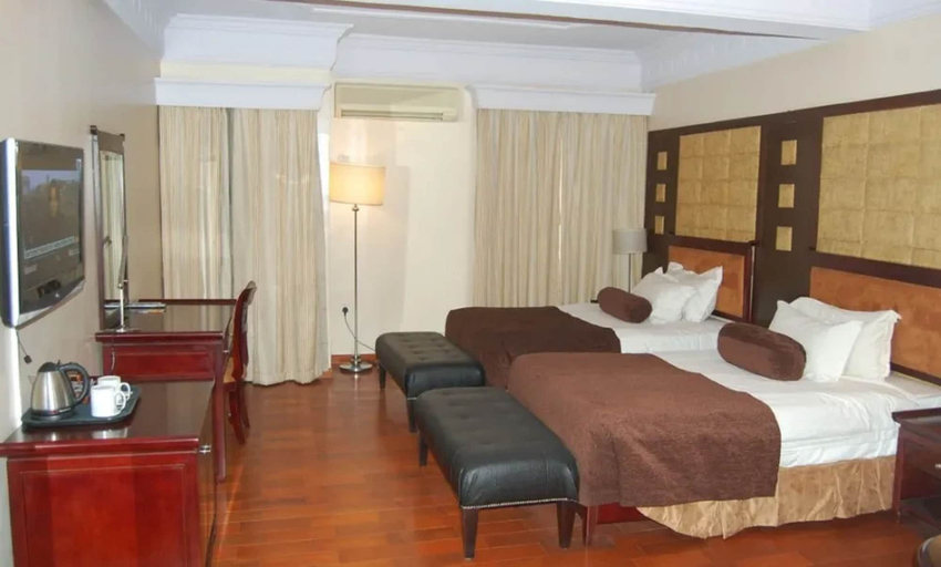 Bedroom 2, Owu Crown Hotel, Lagelu