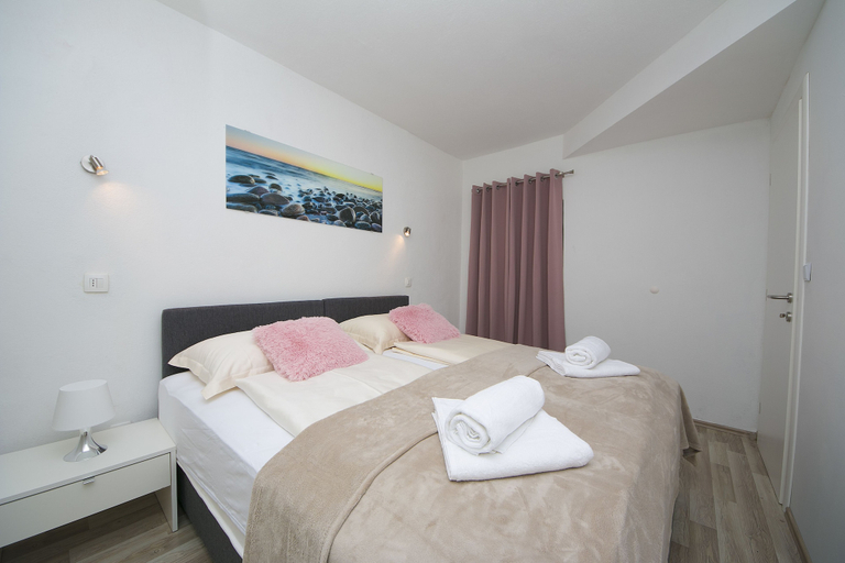 Bedroom 2, Apartment Beny, Kaštela