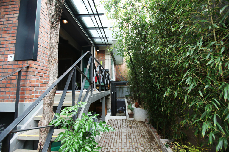 Hongdae Guesthouse Pajamaparty - Hostel, Mapo