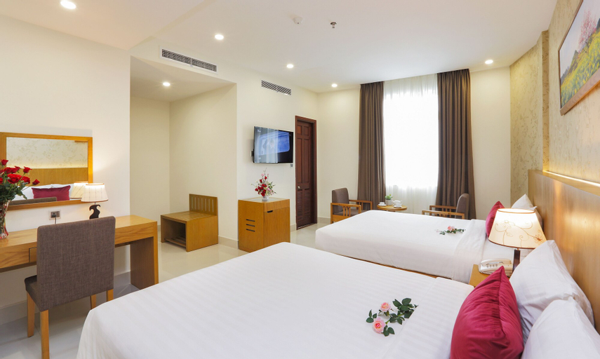 Bedroom 3, Golda Hotel, District 5