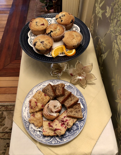 Food & Drinks 5, Aiken Manor B&B, Merrimack